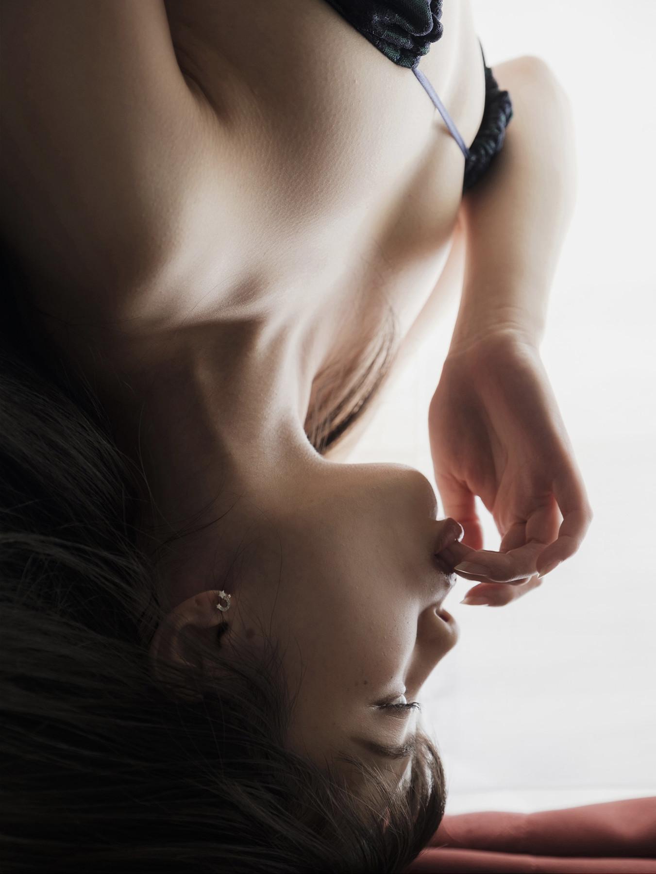 SenaAmane 天音汐那, Evolved Gravure 写真集 『クチビルに触れて vol.4』 Set.01(44)