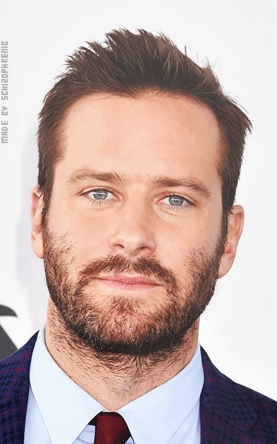 Armie Hammer FeR7ssM9_o