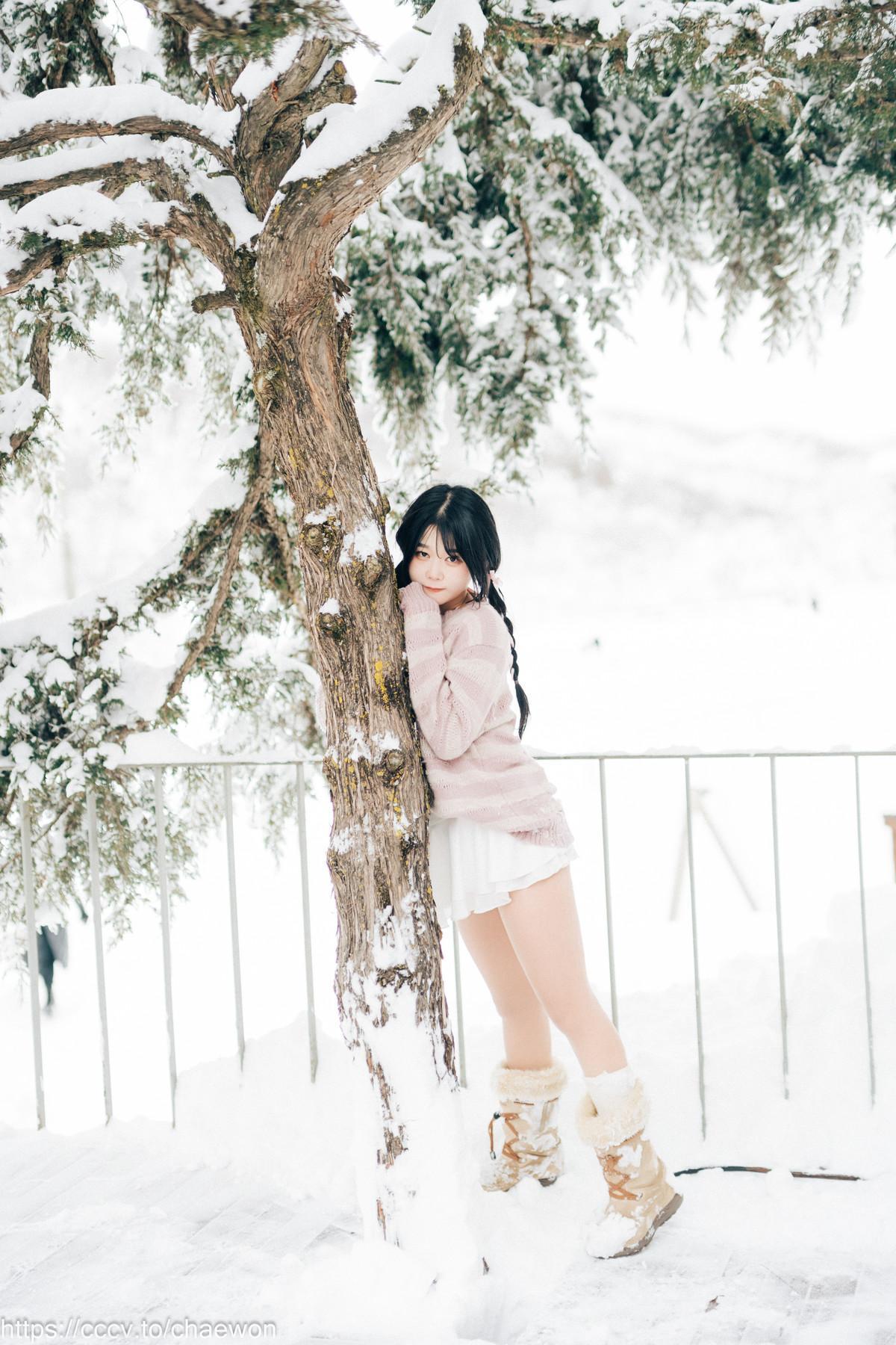 ZIA.Kwon 권지아, [Loozy] Snow Girl Set.01(28)