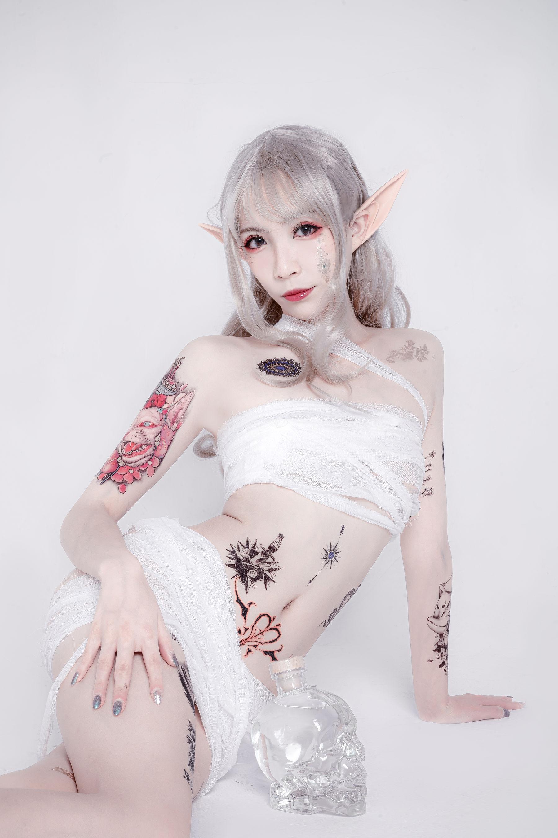 [COS福利] 动漫博主阮邑_Fairy 《绑带和武士》 写真集(19)