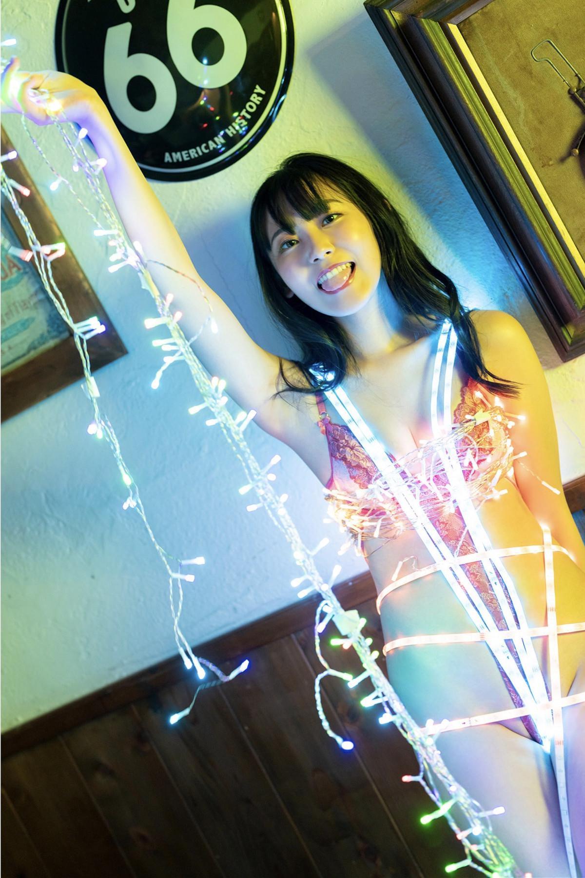 Moka Hayashida 林田百加, FLASHデジタル写真集 「ハイレグ光っちゃった」 Set.02(9)