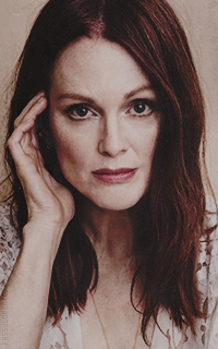 Julianne Moore T35Iy8IK_o