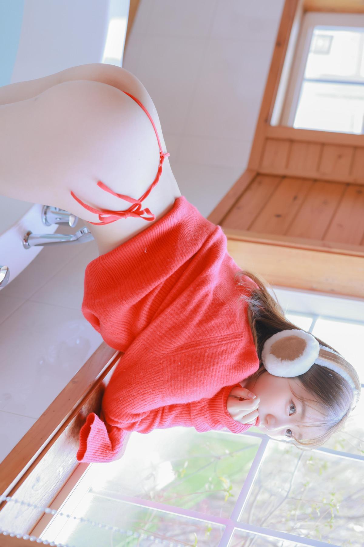 Yoonvely 윤블리, [SWEETBOX] SWTB Vol.26 Santa Girl Set.02(33)