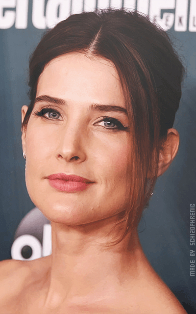 Cobie Smulders Z8jg6RLE_o