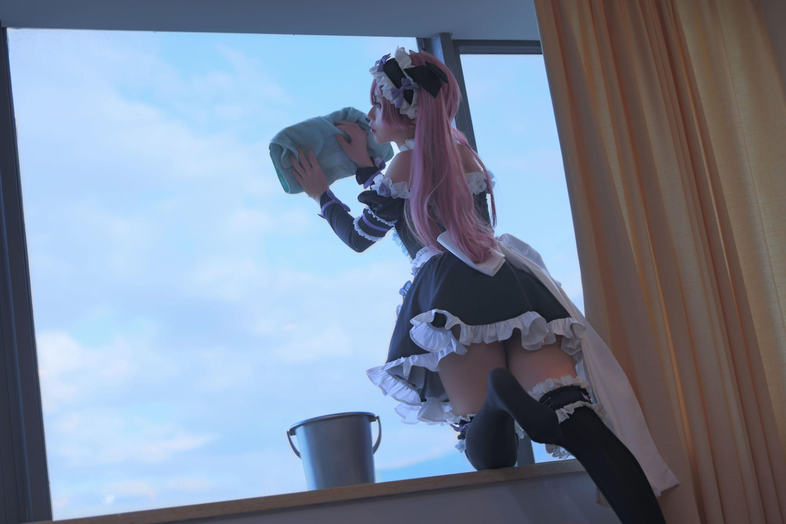 [网红COSER] 动漫博主G44不会受伤 – lade女仆(2)