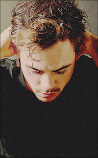 Dacre Montgomery VcrAHMZz_o