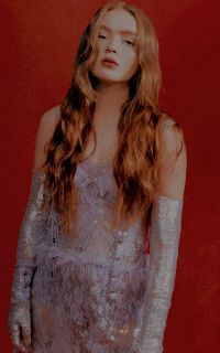 Sadie Sink DqpY2r35_o