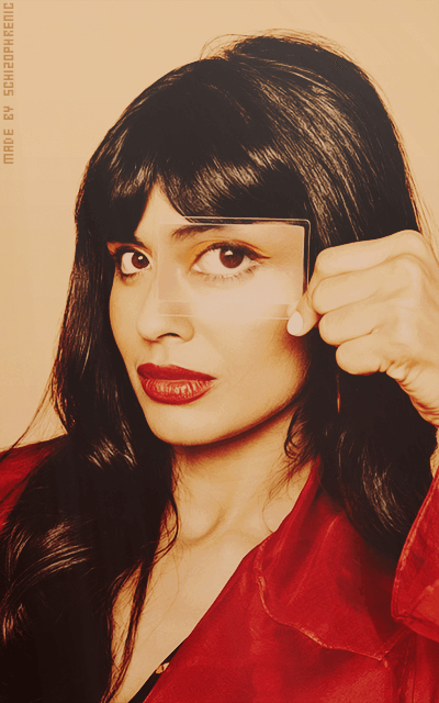 Jameela Jamil LBqYXwNb_o