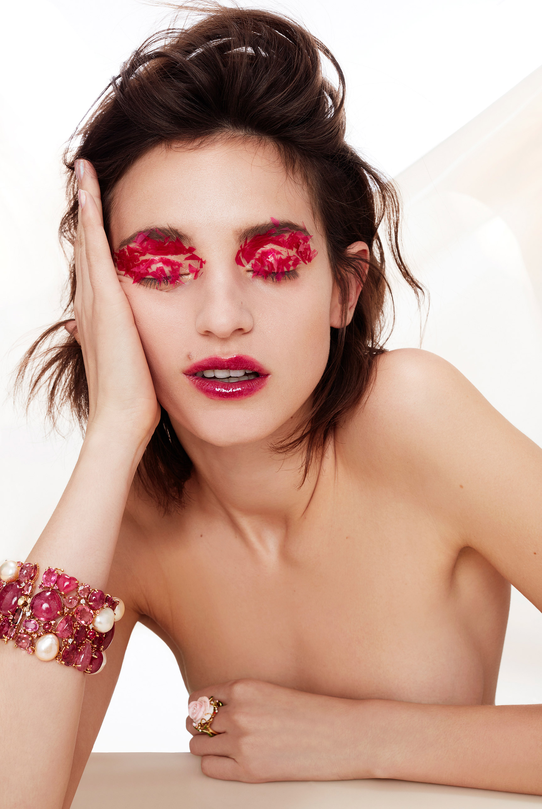Rebeca Marcos by Vladimir Marti / LOfficiel Baltic april 2018 Rebeca Marcos by Vladimir Marti / LOfficiel Baltic april 2018
