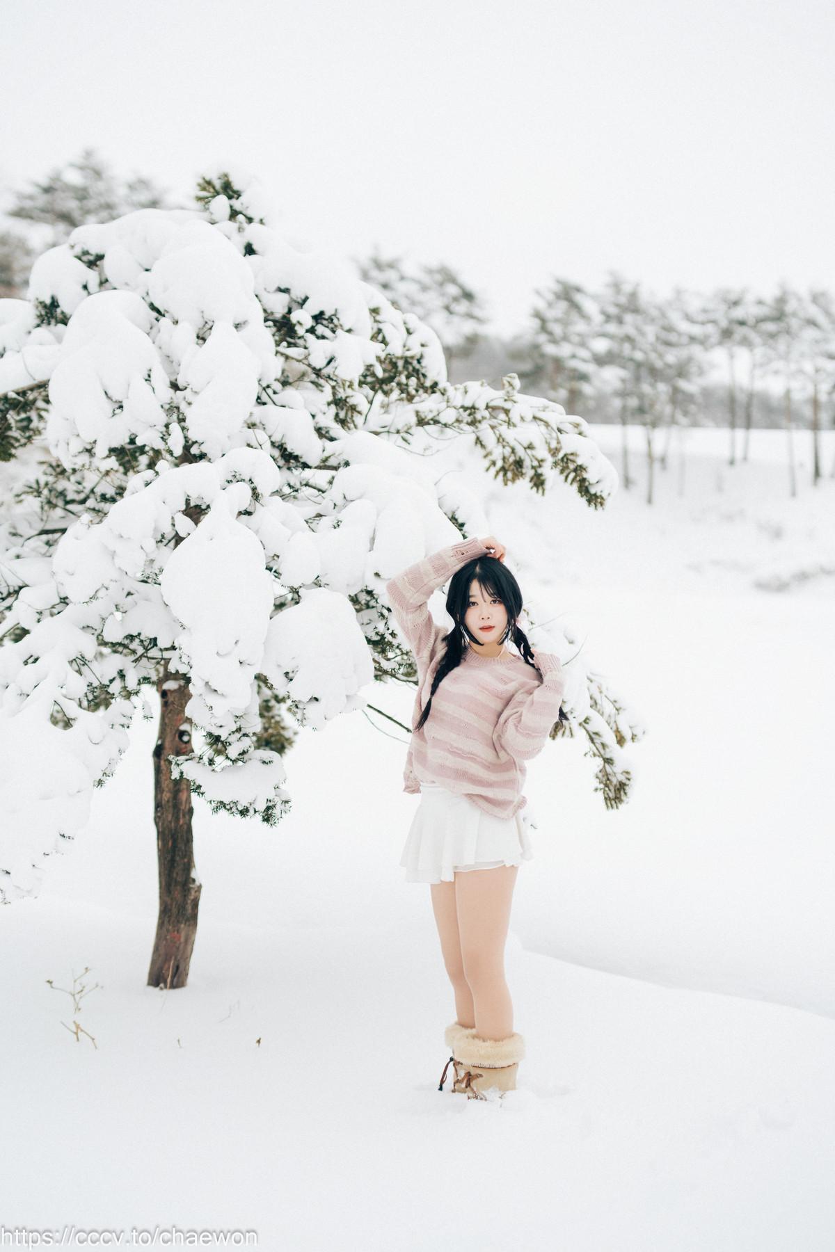 ZIA.Kwon 권지아, [Loozy] Snow Girl Set.01(5)