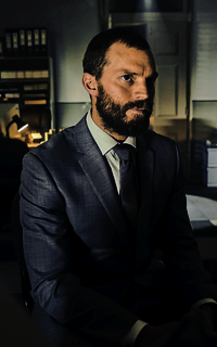 Jamie Dornan - Page 2 IYLtpNCo_o