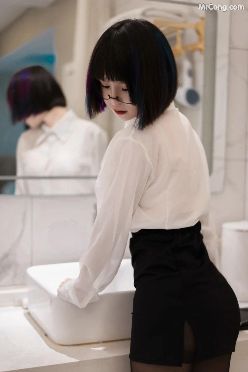 Coser@晕崽Zz: -迷情小秘 (62 photos)(5)
