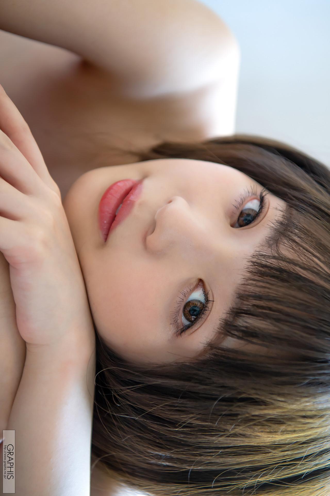 Izuna Maki 槙いずな, Graphis First Gravure 初脫ぎ娘 Vol.04(18)