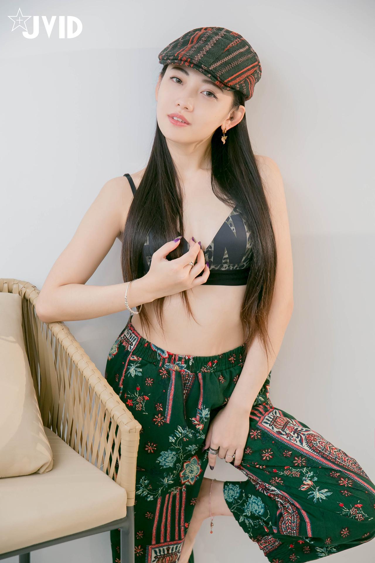 JVID 夏暮光 – 私底下穿著就讓人喜歡的性格美女 Set.01(4)