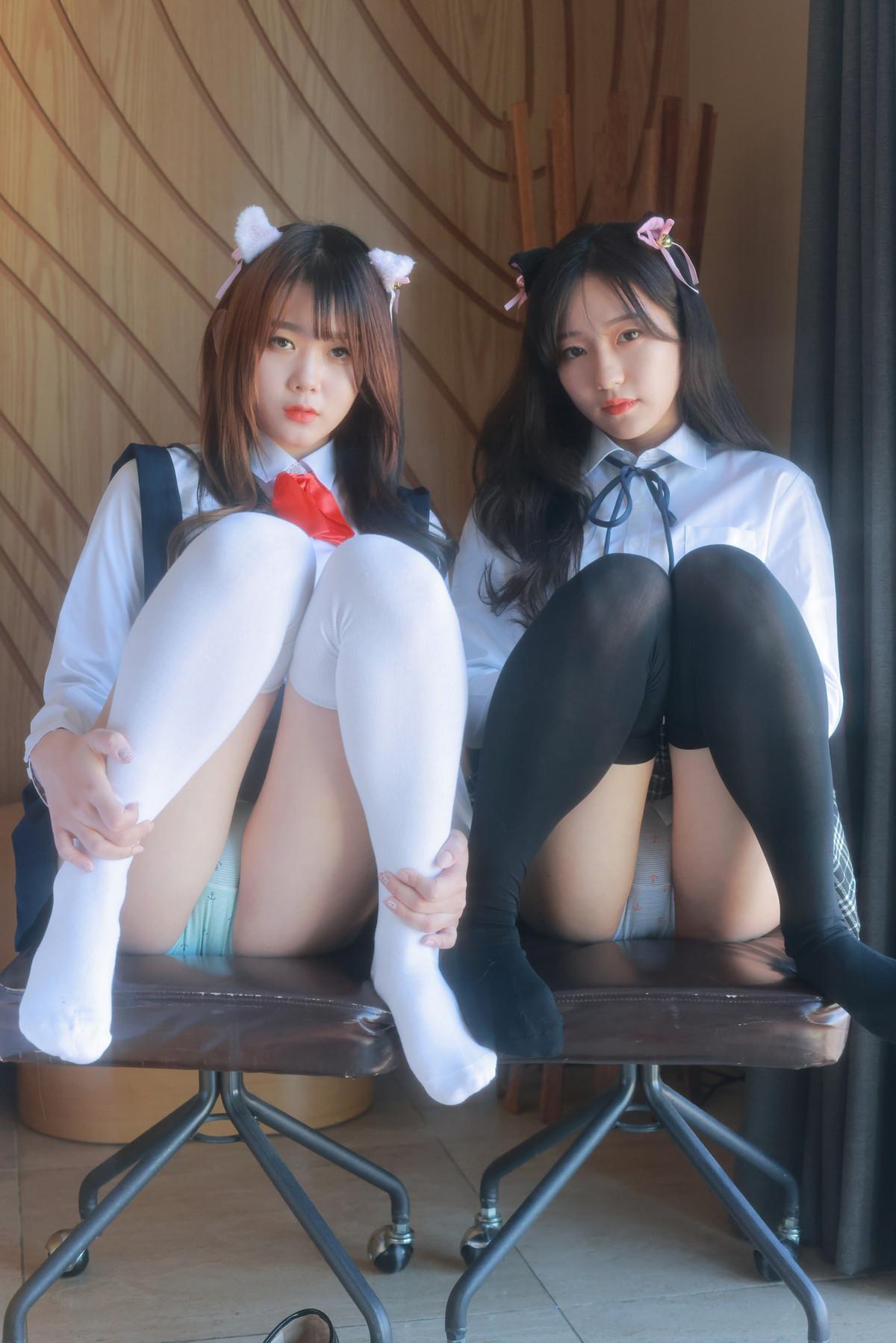 Sehee 세희, ZIA.Kwon 권지아, Photobook ‘School Uniform ft. Zia’ Set.01(18)