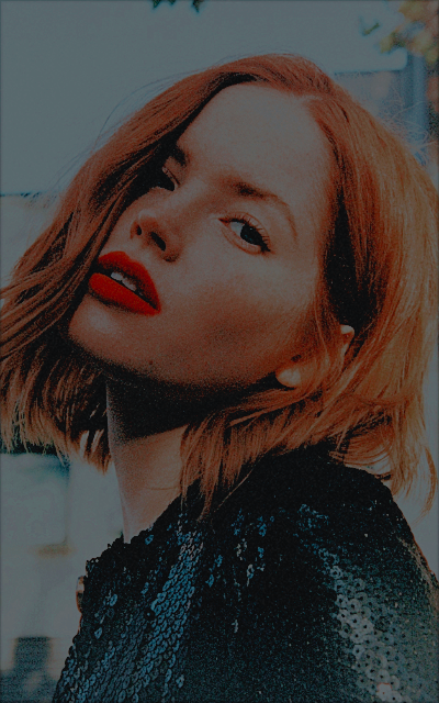 avatars (queen ellie bamber) FNGkE2t7_o