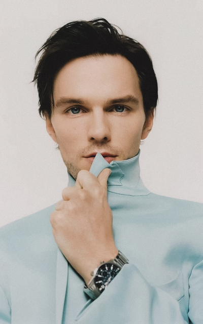 Nicholas Hoult KF9jZjls_o