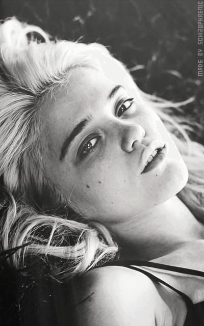 Sky Ferreira BR98oyPR_o