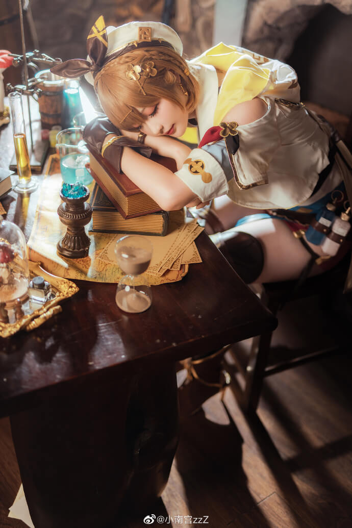 Cosplay：莱莎的炼金工房3 莱莎cos @小南宫zzZ