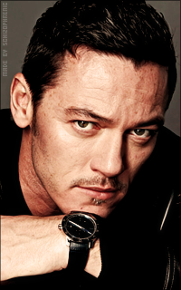 Luke Evans CssqK4bV_o