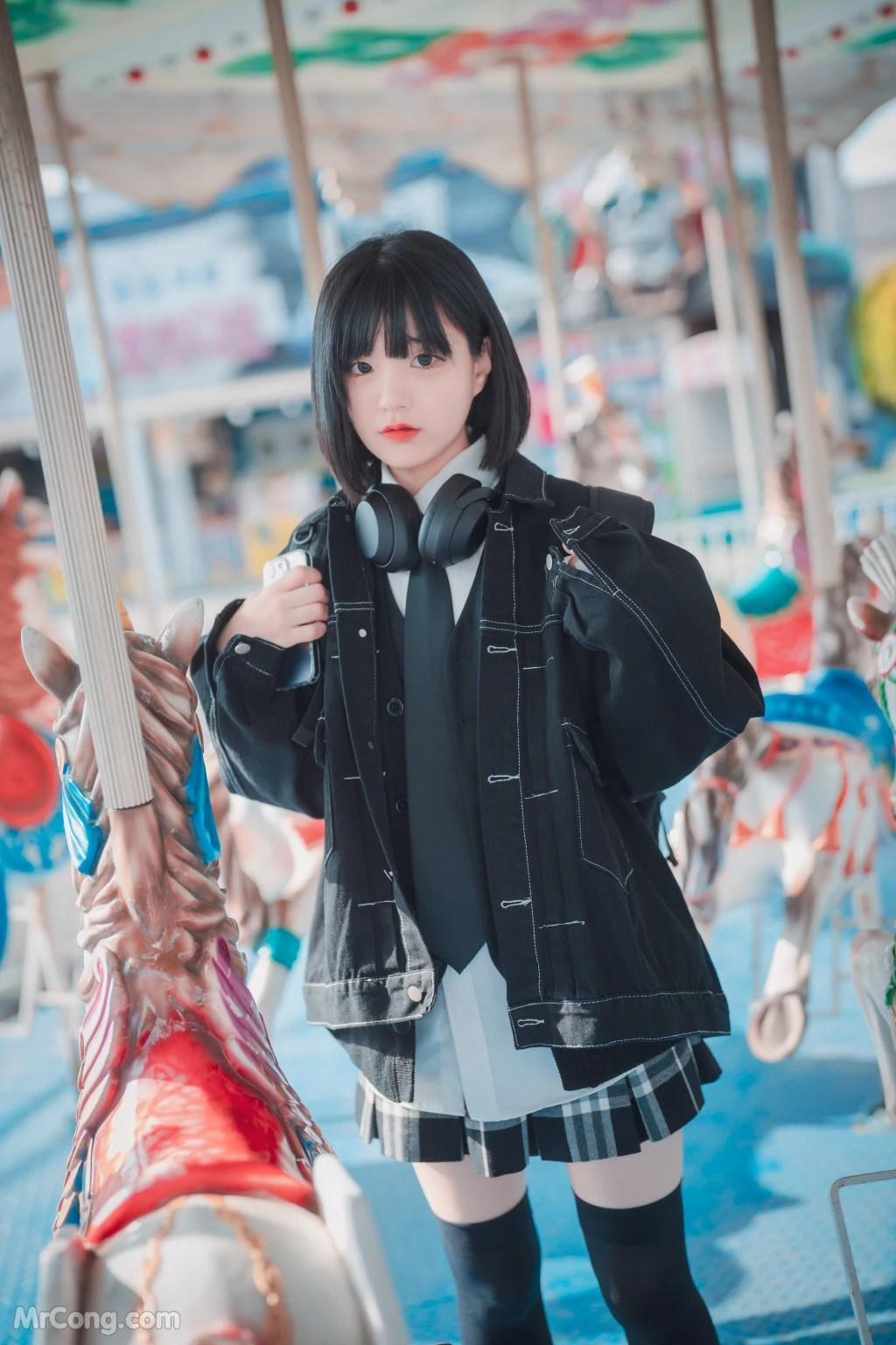 DJAWA Photo - Jeong Jenny (정제니): "Theme Park Girl" (162 photos)(28)