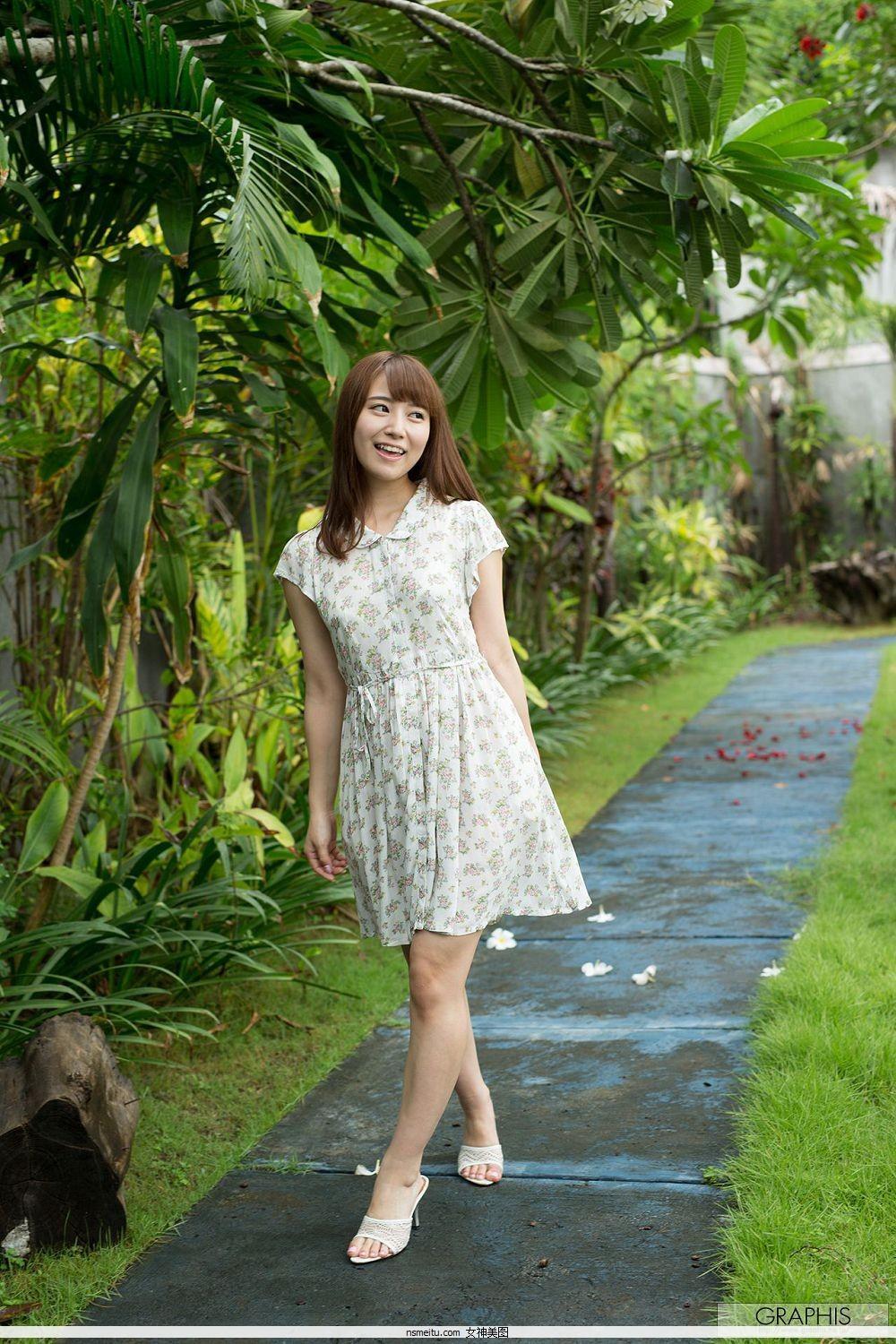 [日本Graphis写真] Gals 初川美/初川南 – Ladylike cute girl!(3)