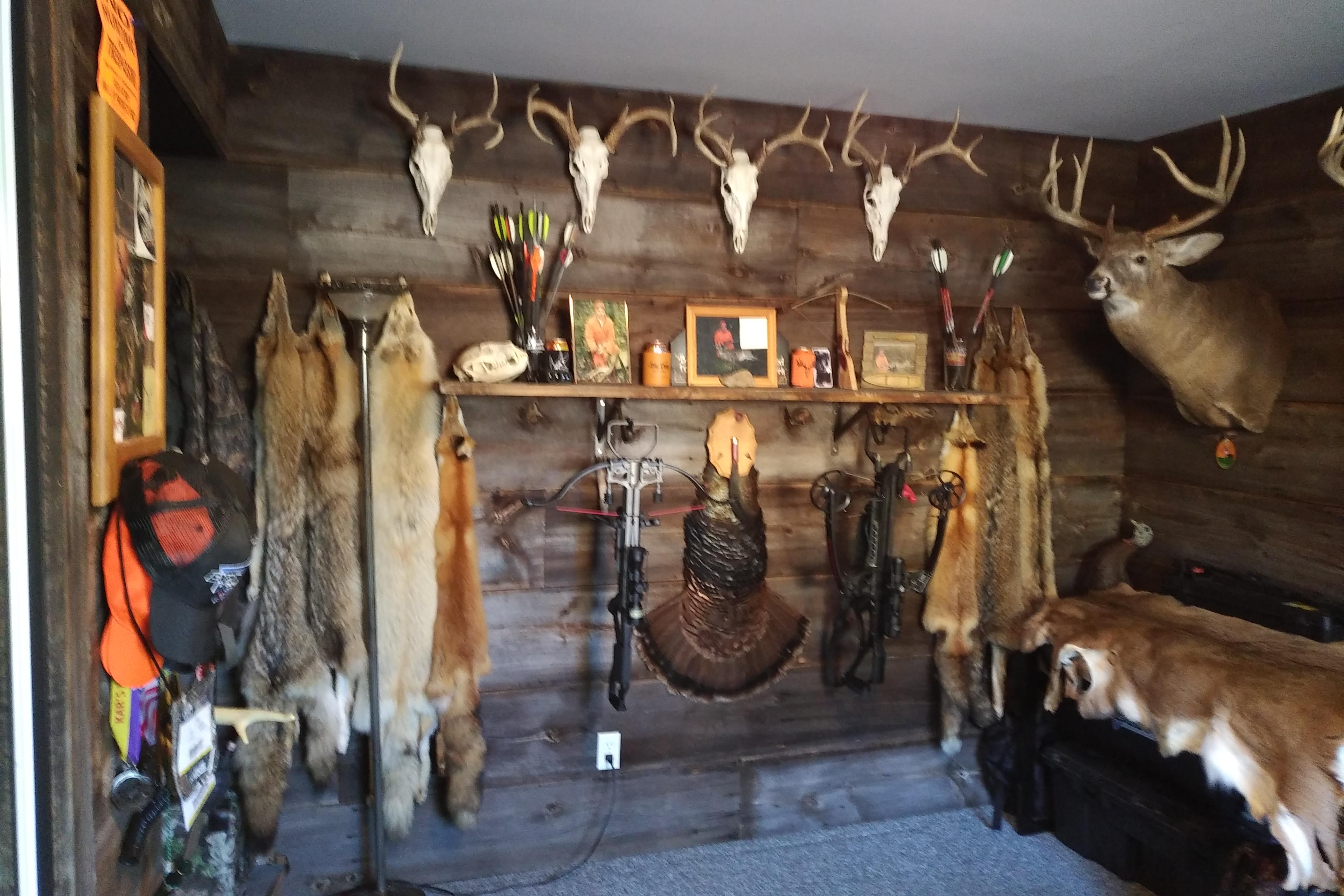 hunting man cave ideas