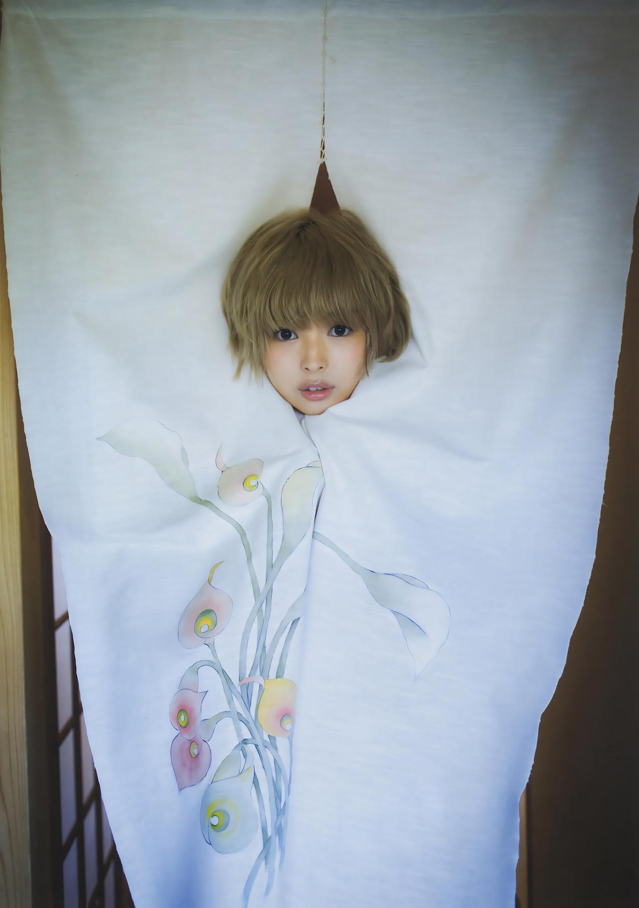Moga Mogami 最上もが, 1st写真集 『MOGA』 Set.03(16)