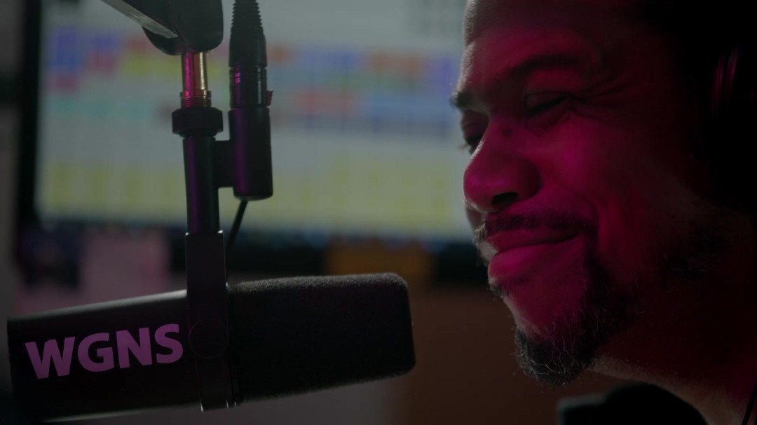 AM Radio 2021 1080p AMZN WEB-DL DDP5 1 H 264-EVO AM Radio 2021 1080p AMZN WEB-DL DDP5 1 H 264-EVO