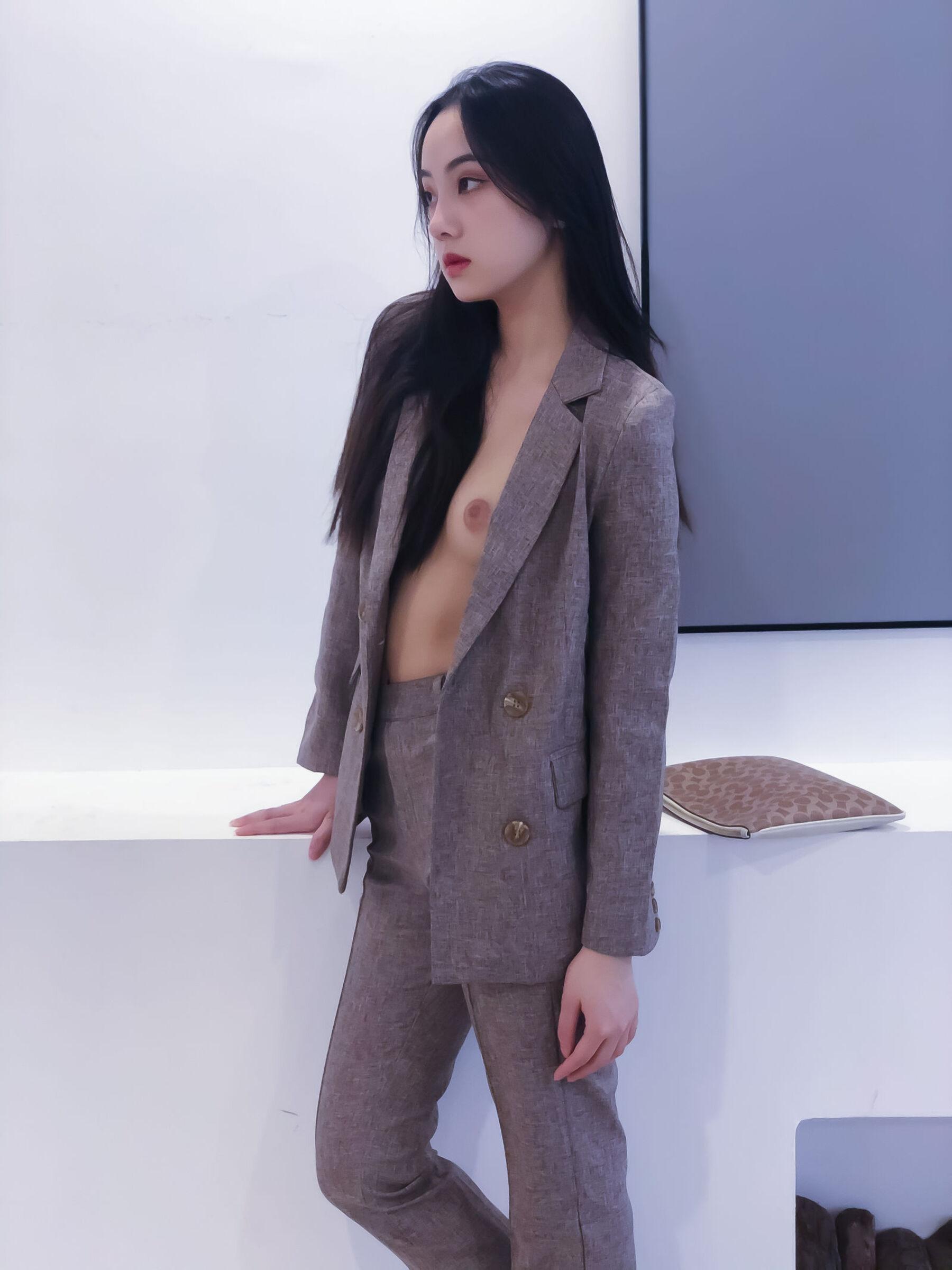 国模人体 婕哥《秘书》(24)