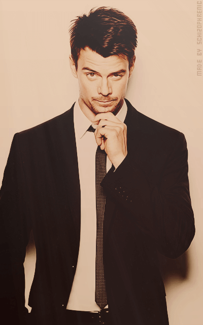 Josh Duhamel DAtgPX1i_o