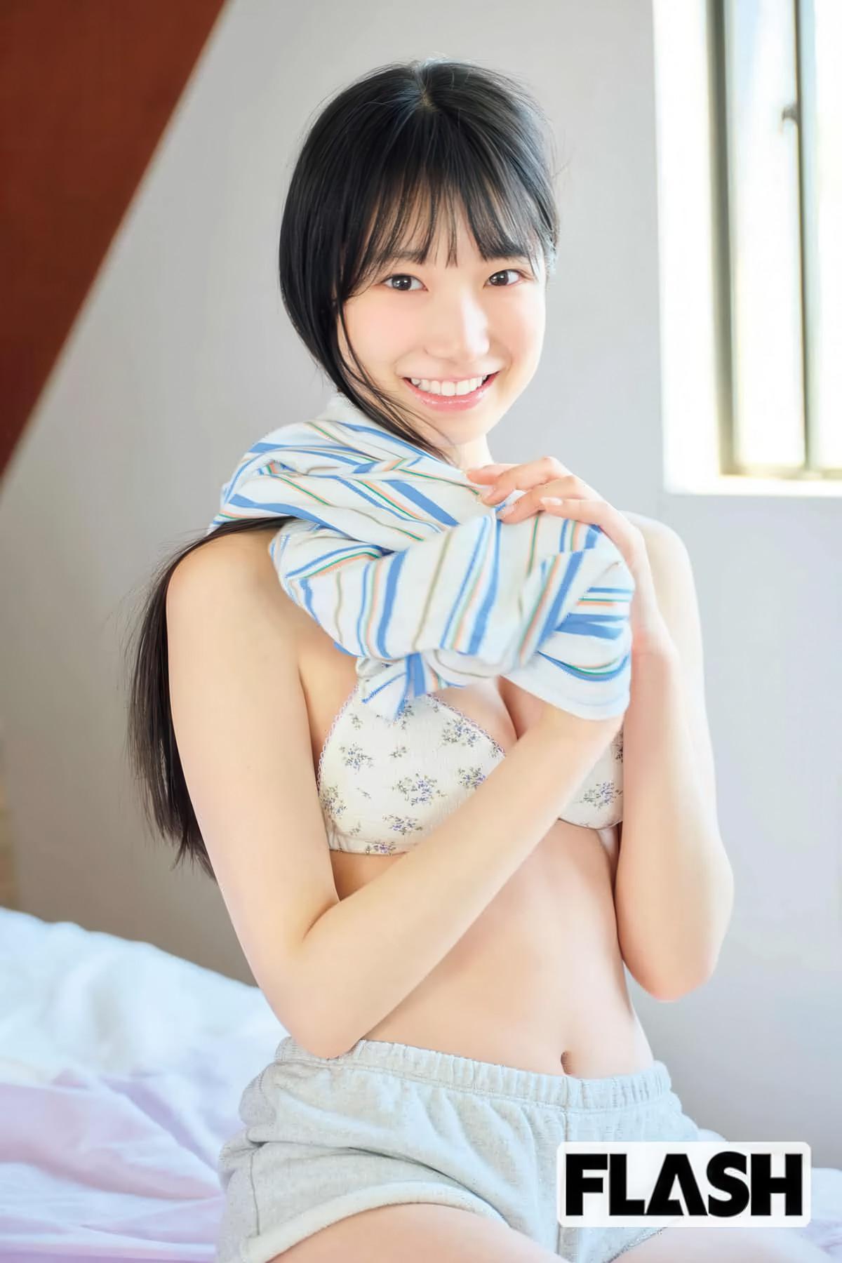 Shiori Momota 百田汐里, FLASH 2025.06.17 (フラッシュ 2025年6月17日号)(11)