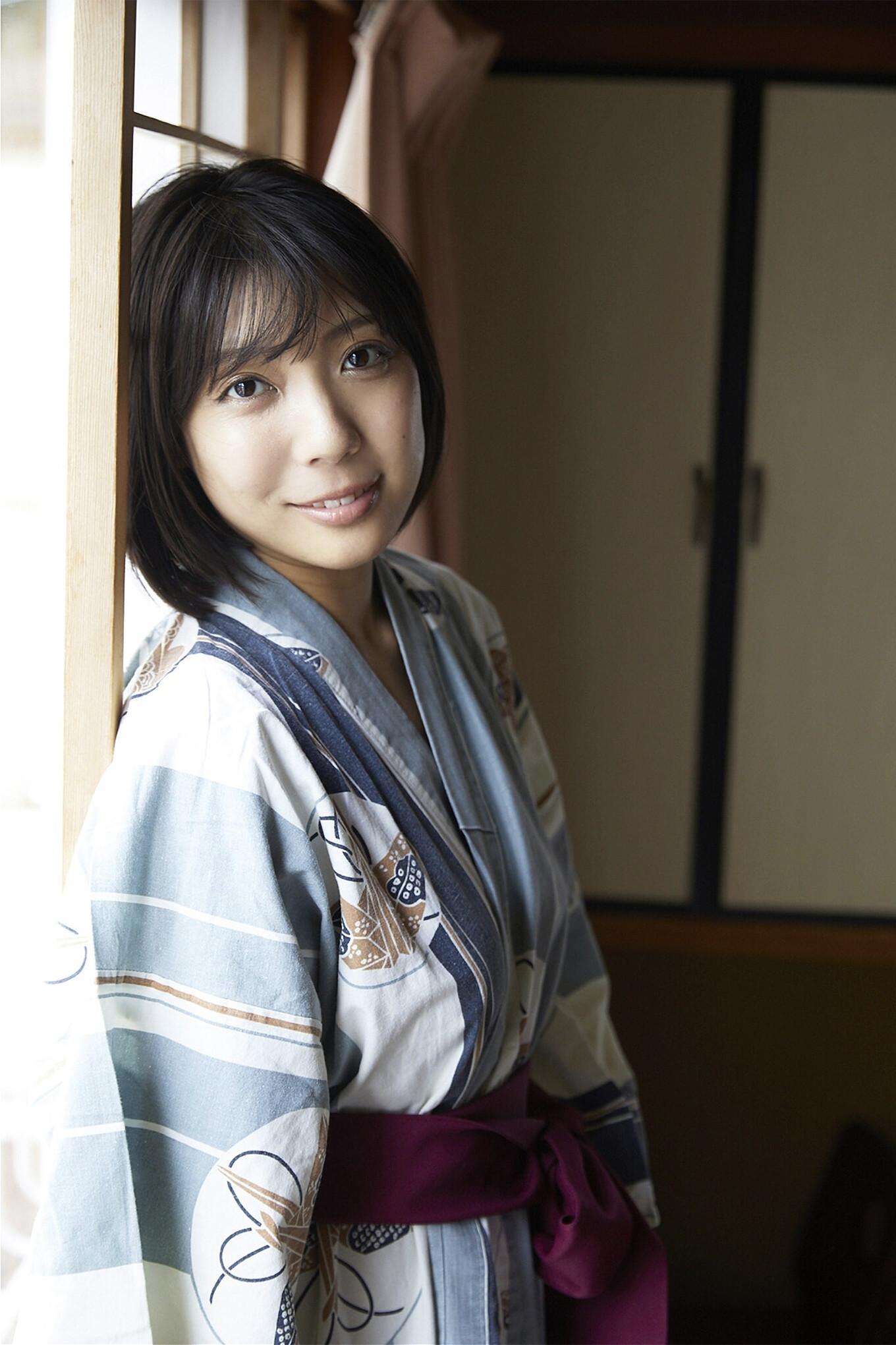Marina Asakura 麻倉まりな, 写真集 「愛のマリーナ」 Set.03(2)