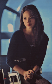 Kristin Kreuk MQD75ToS_o