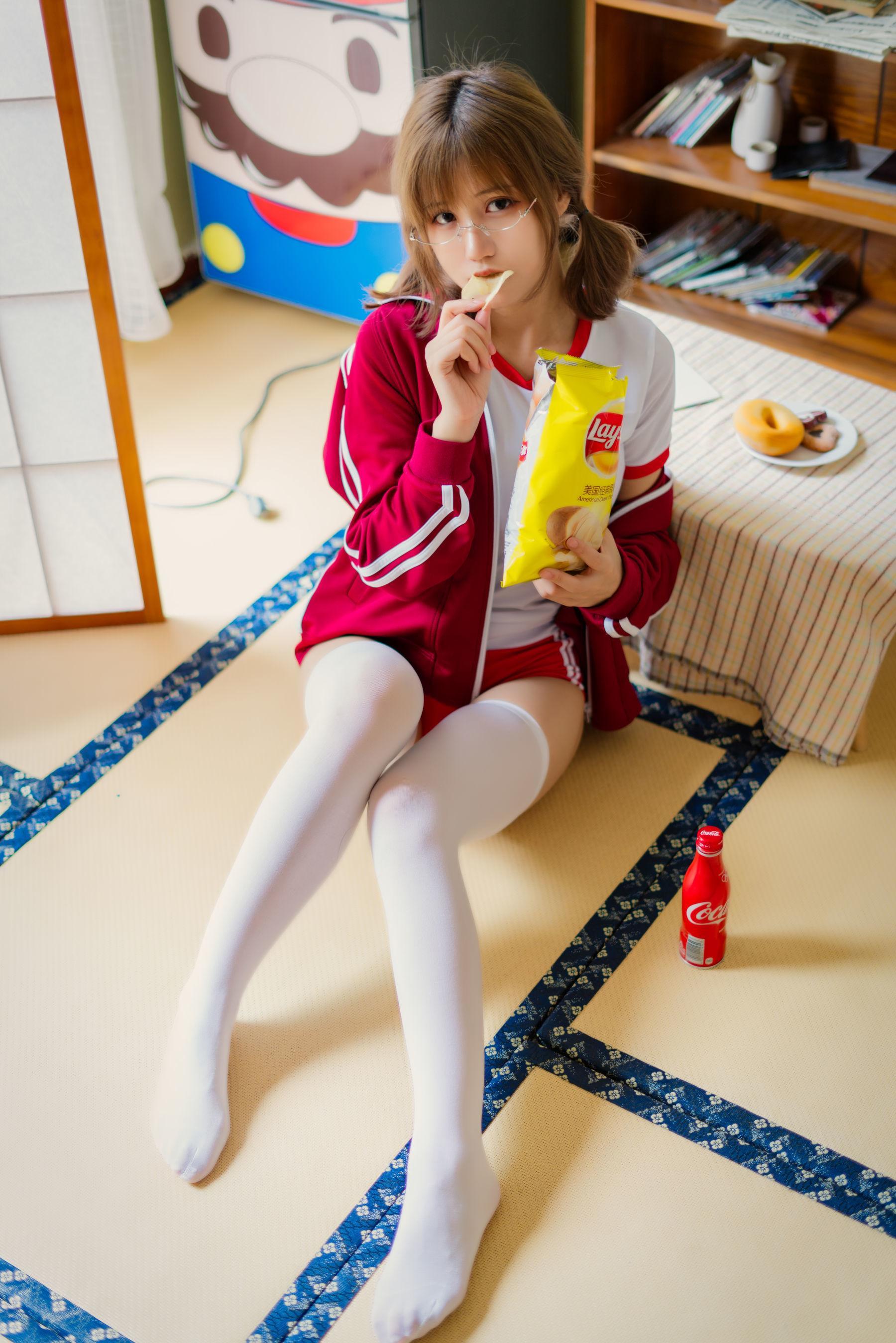 [网红COSER] 小仓千代w – 红色体操服 写真集(39)