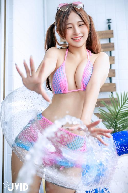 JVID 婕咪 Juice – 民宿巧遇正妹婕咪給了我夢幻又炙熱的假期 Set.01