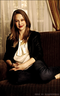 Taissa Farmiga 5V9BRrQe_o