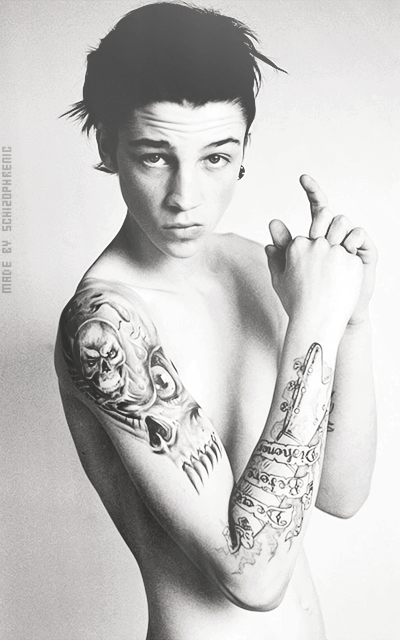 Ash Stymest OsR9KGeL_o