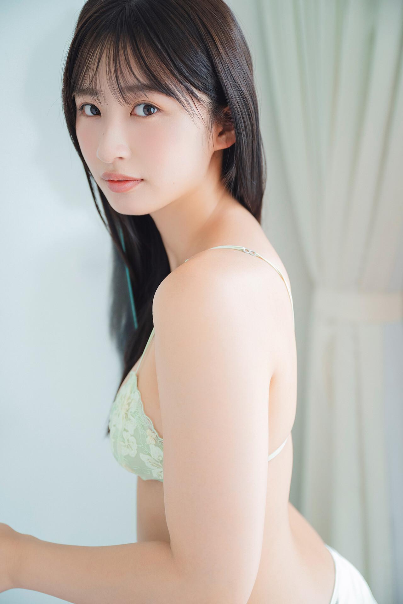 Hinata Matsumoto 松本日向, FLASHデジタル写真集 「もう、あんま見んといてや」 Set.01(35)