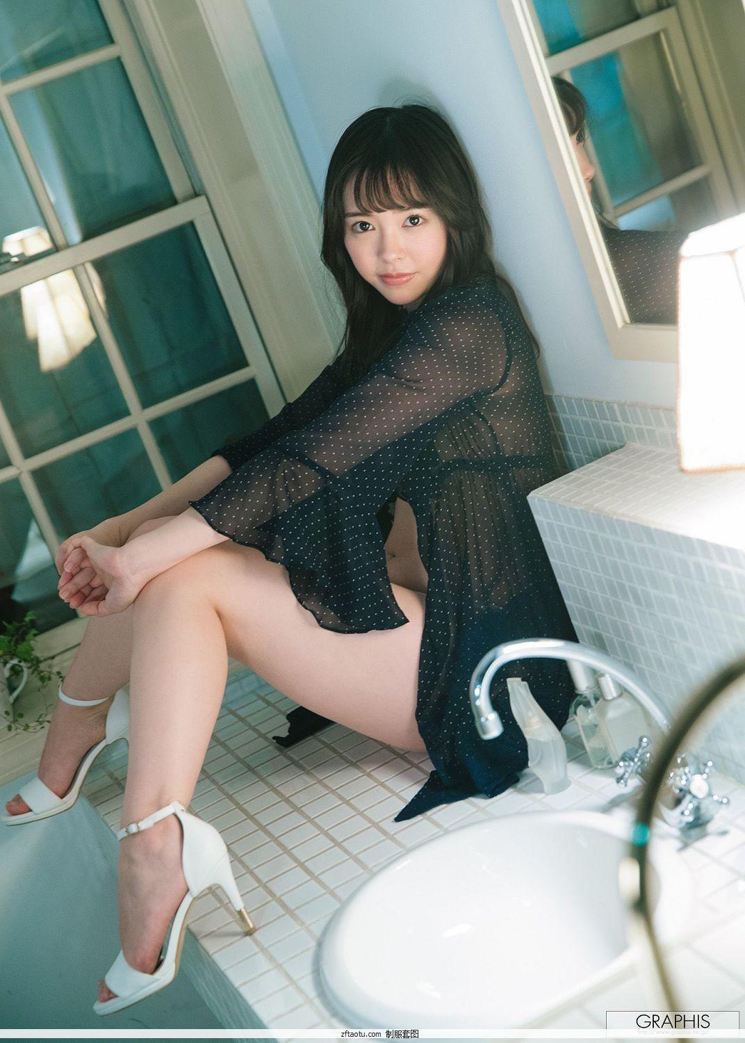 [Graphis] Gravure 初脱美娘 No.157 小倉由菜 Yuna Ogura 经典图集(1)