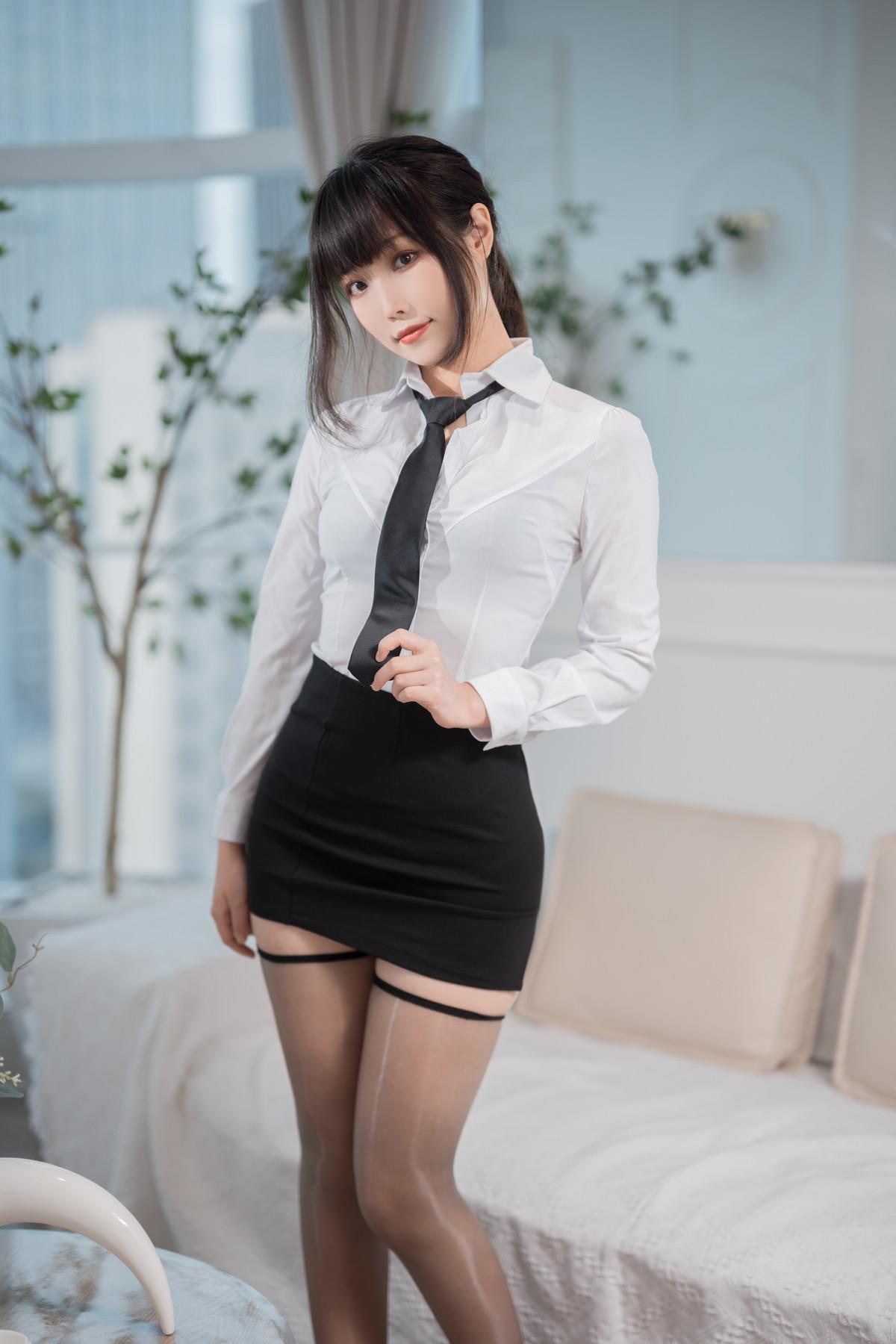 Cosplay 汪知子 Office Lady(6)