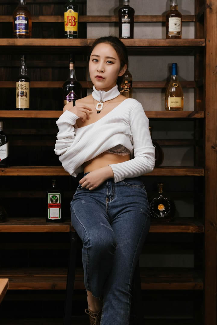 Honey Model Qiao Yilin Winery Private Shooting No Holy Light Set 4