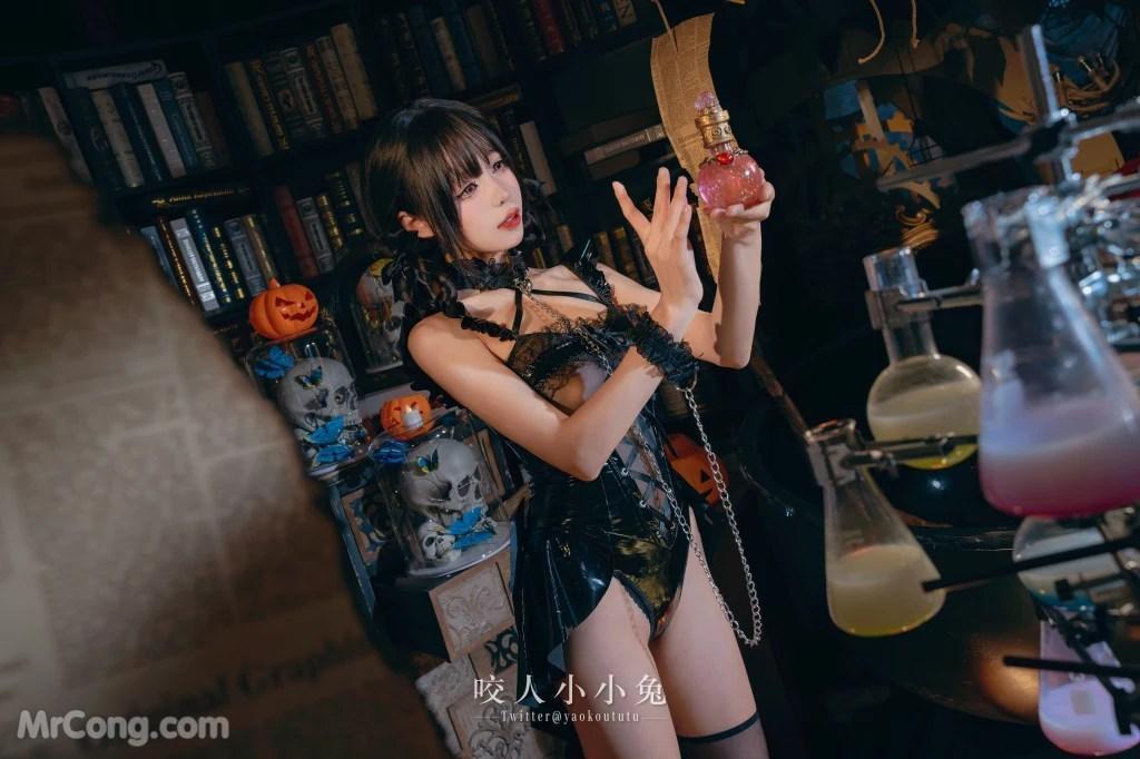 Coser@黏黏团子兔:『兔兔班车』万圣小恶魔 (41 photos )(37)