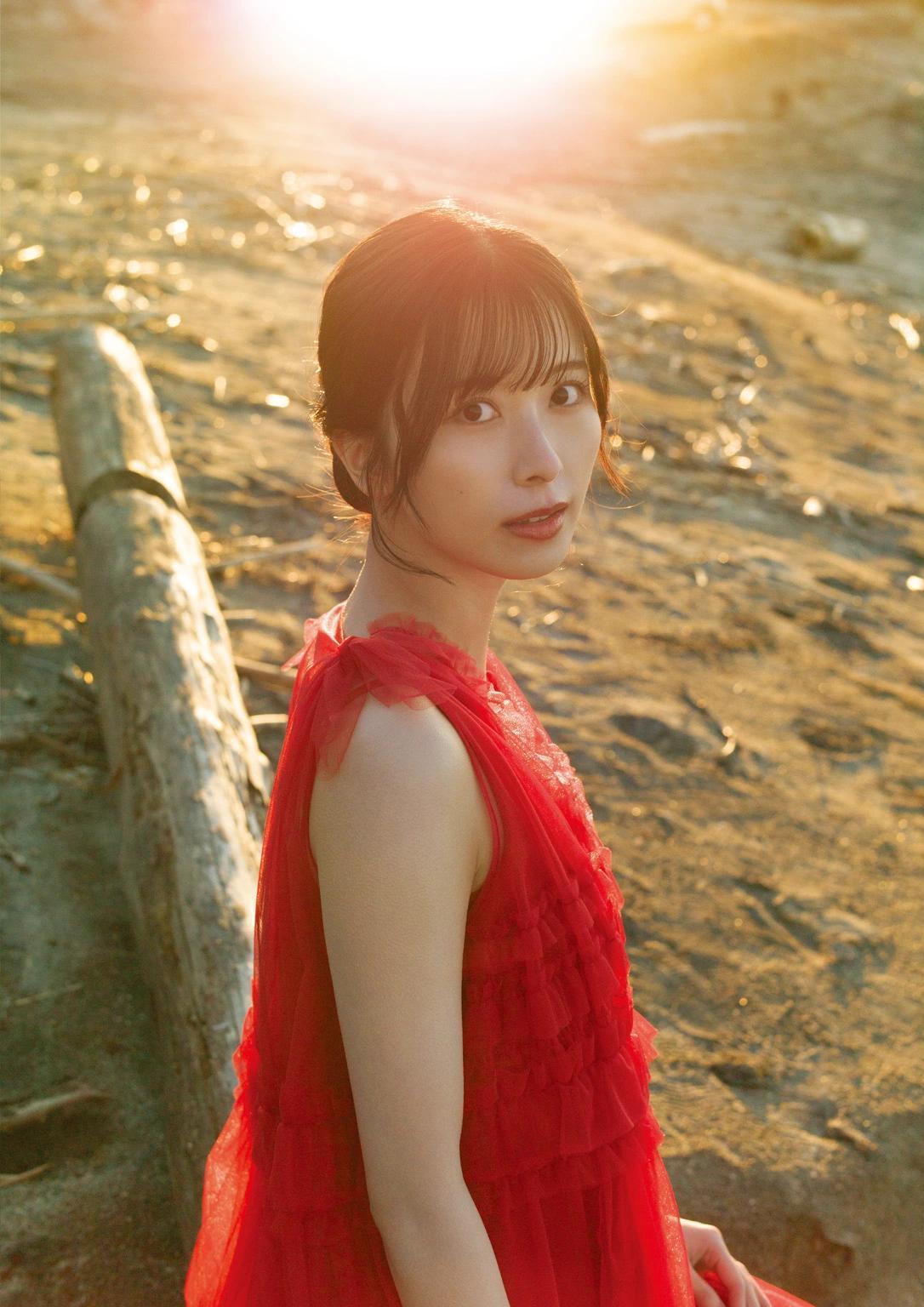 Kotoko Sasaki 佐々木琴子, 1st写真集 「明け方の夢」 Set.01(30)