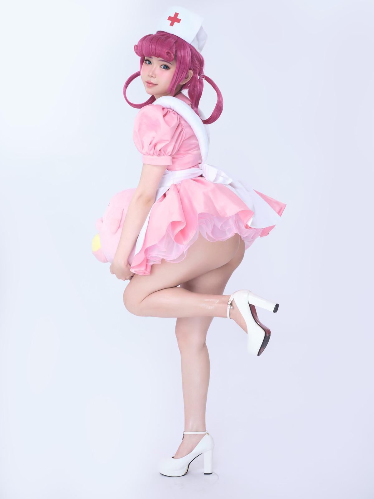 Cosplay ZinieQ Nurse Joy(1)