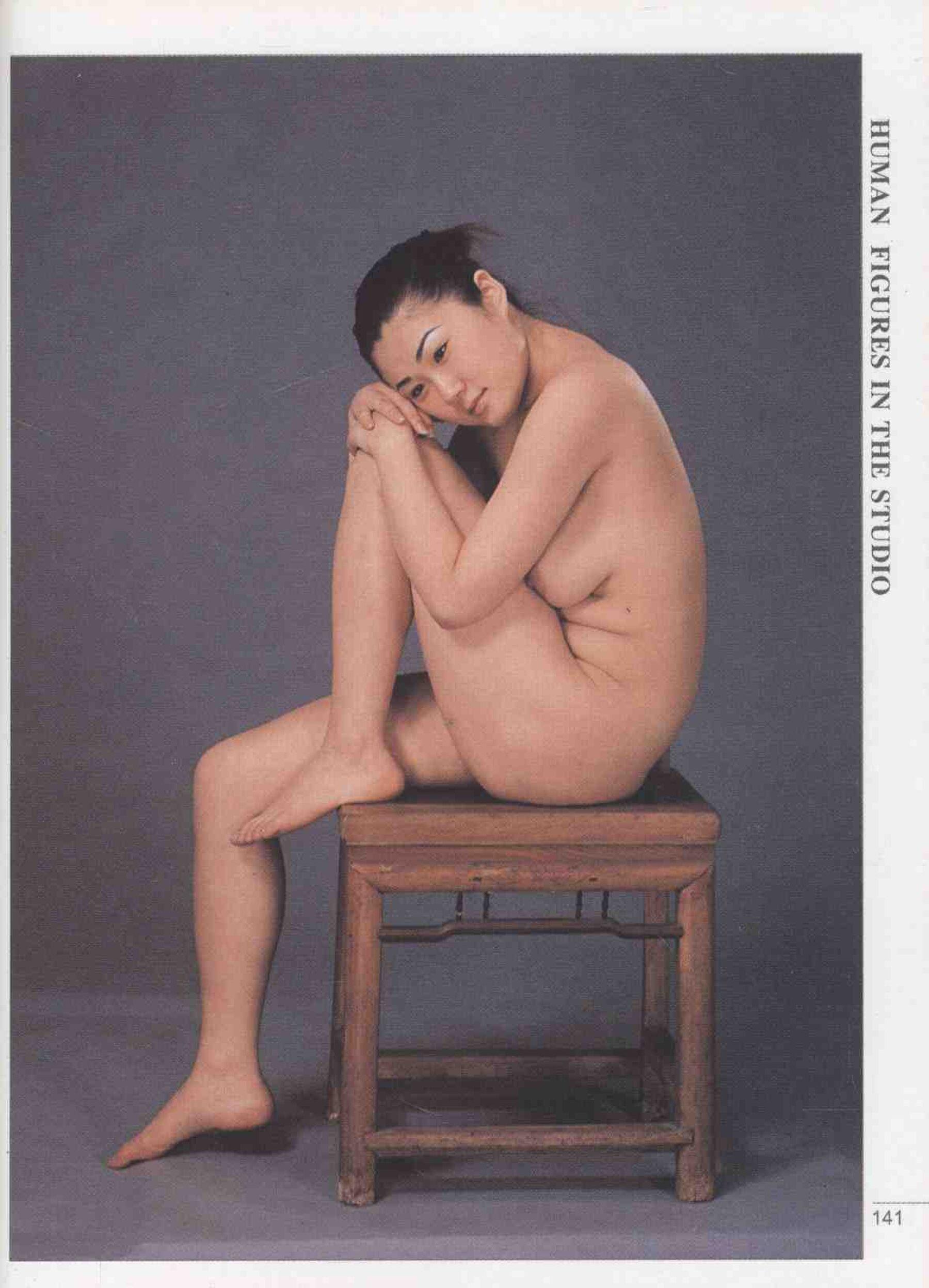 书籍扫描 实用人体模特摄影·坐姿篇(146)