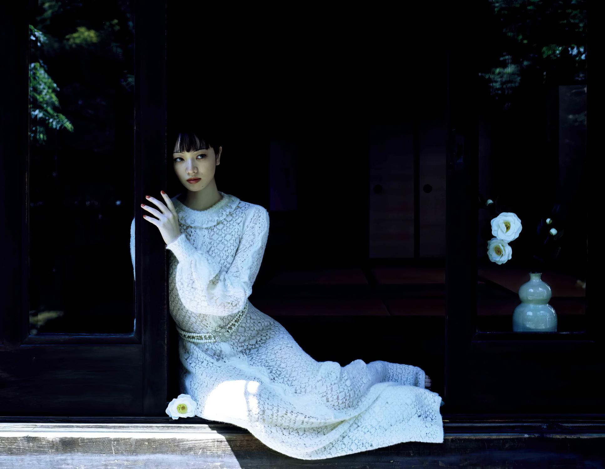 Nana Komatsu 小松菜奈, Harper’s Bazaar Japan ハーパーズ バザー 2023.11(10)