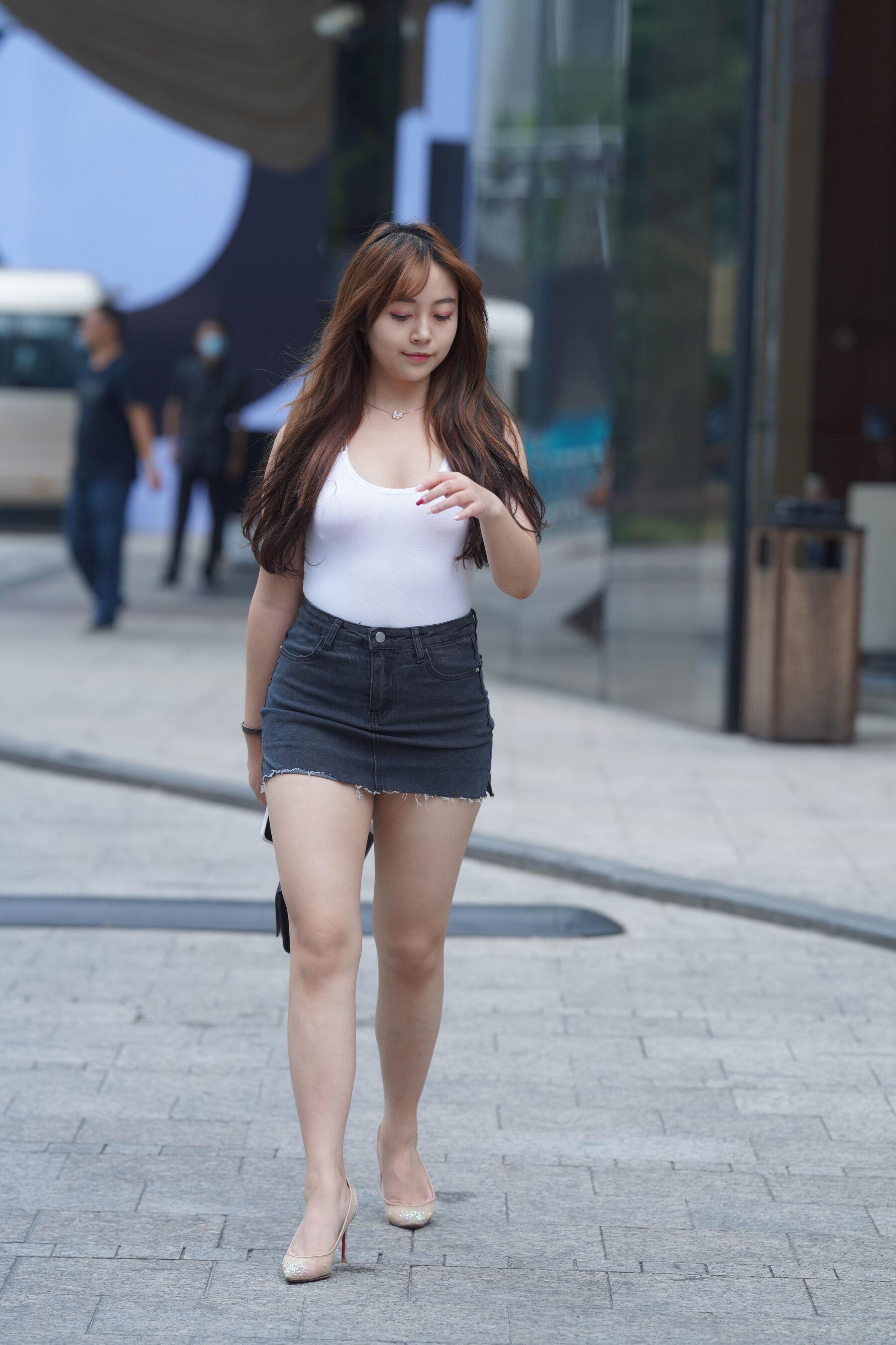 街拍 透明高跟热裤美女(346)
