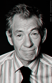 Ian McKellen 9YU1cILF_o