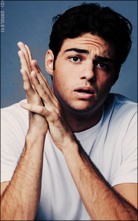 Noah Centineo DqN5PxQc_o